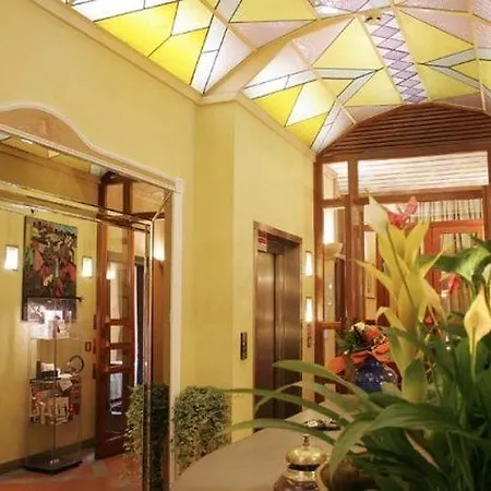 Panama Hotel 3*