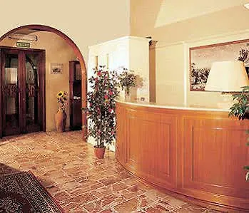 St. Hotell 2*