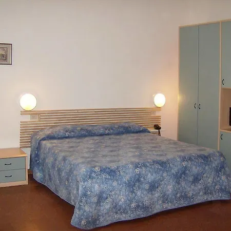Hotell St. 2*