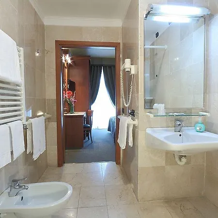 Arcadia 3* Florence