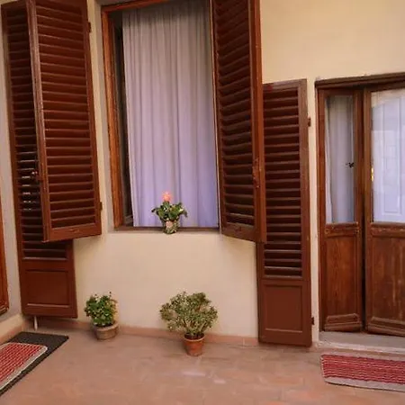 Guest house Cimabue 9 3*