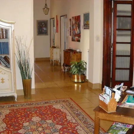 Residenza Oltrarno Hotel