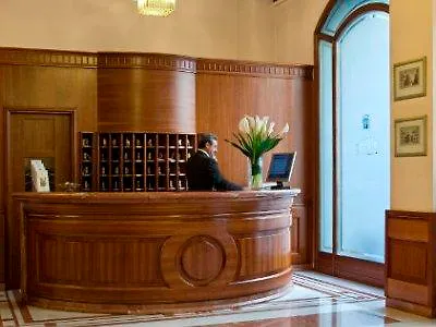 Pierre Hotel