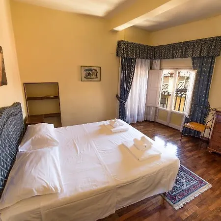 Hemeras Boutique House Dante