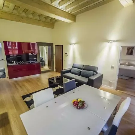 Apartment Hemeras Boutique House Pepi *