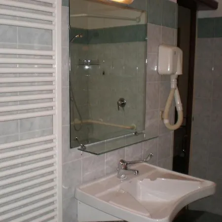 Elite Hotel