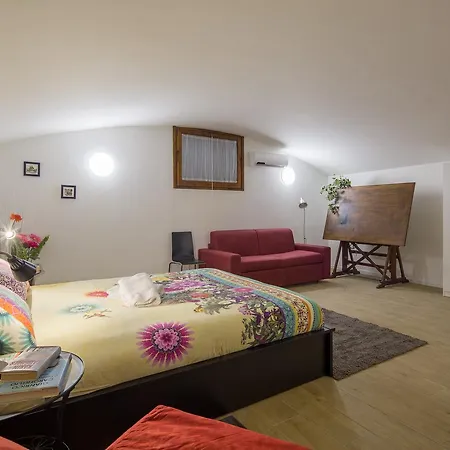 Capponi Apartment *