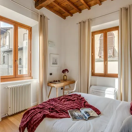 - Luna Chic Apartment Florence