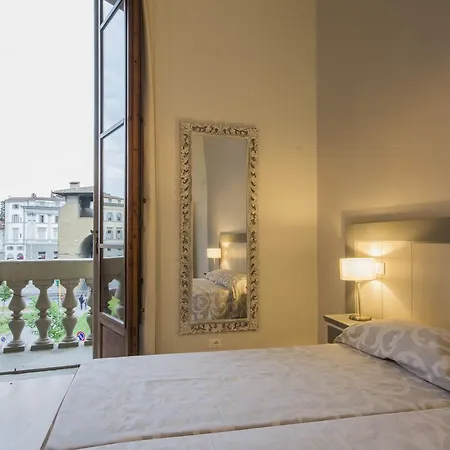 Apartment Iris By Mmega Florence
