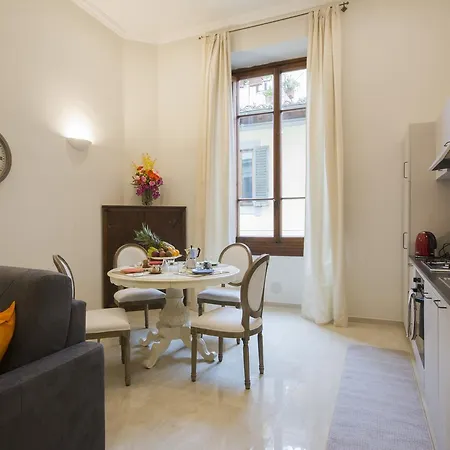 Apartment Iris By Mmega *