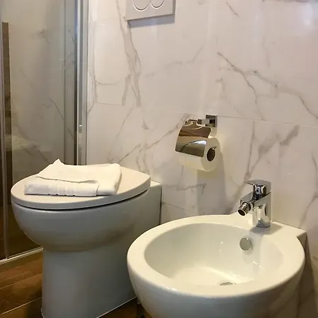 拉格兰孔泰萨旅馆 *