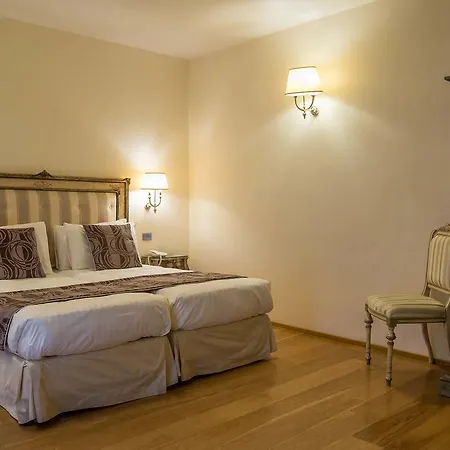 ホテル アトランティック パレス 4*