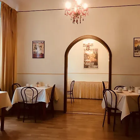 Hotel Romagna 2*