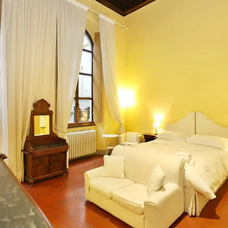 Guest house D'epoca Via Santo Spirito 6 2*