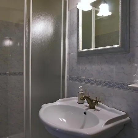 Abatjour Eco-Friendly B&B 3* Firenze