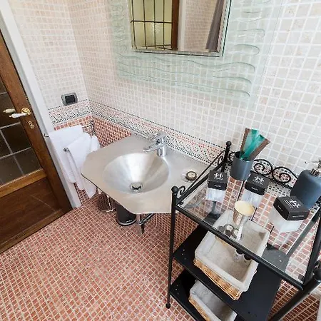 Hemeras Boutique House Servi Apartment