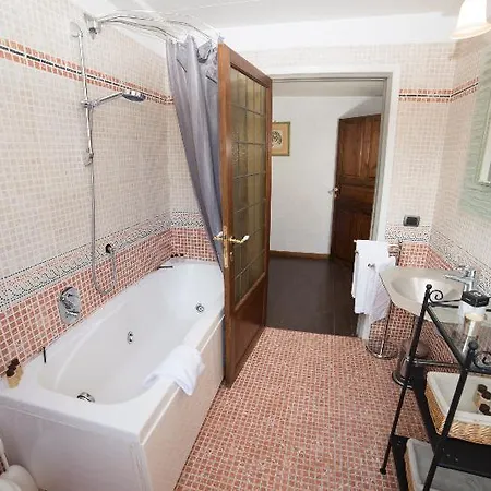 Hemeras Boutique House Servi