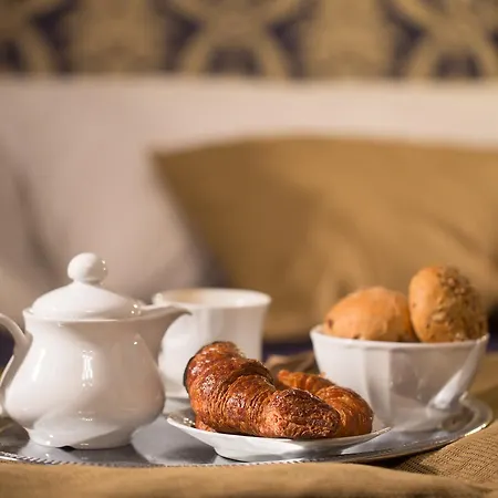 Bed & Breakfast Boutique Torre De' Conti