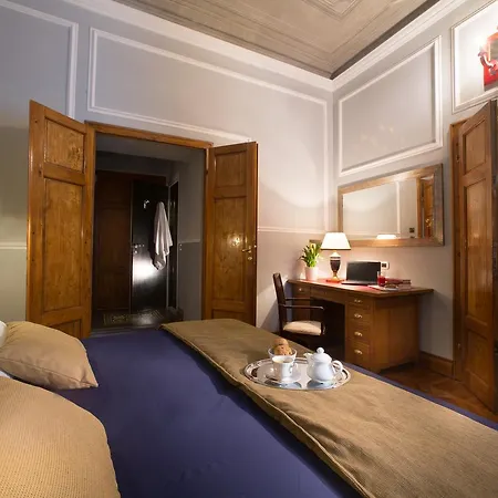 Boutique Torre De' Conti Bed & Breakfast