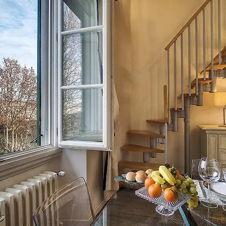 Apartment Lungarno Elegance *