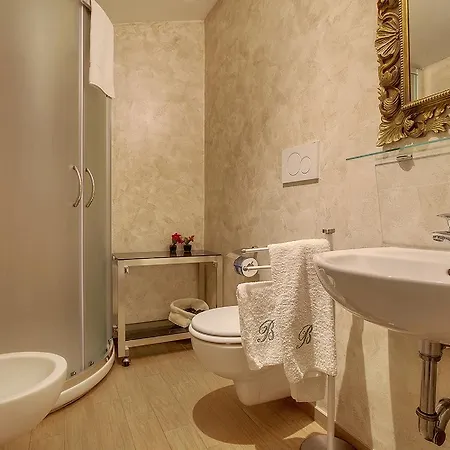 Lungarno Elegance Apartment Florence