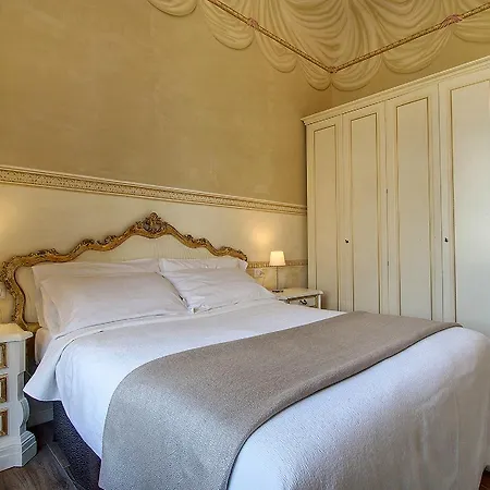Lungarno Elegance * Florence