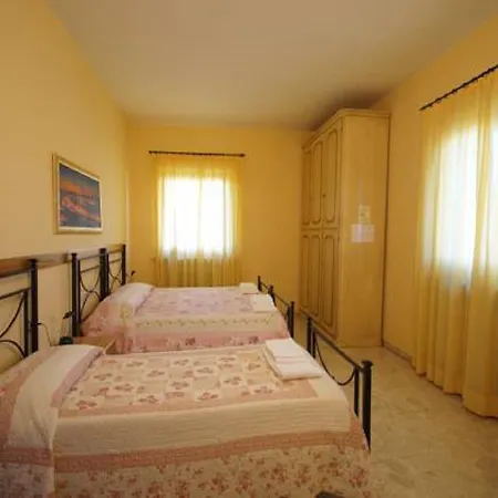 Casa Secchiaroli 3*
