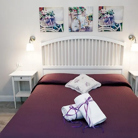Arcobaleno Guest house Florence