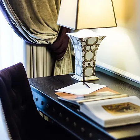 Hotel Palazzo Roselli Cecconi 3*