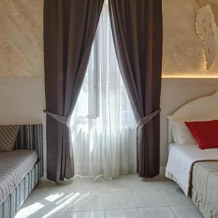 Leone X Guest house 3*