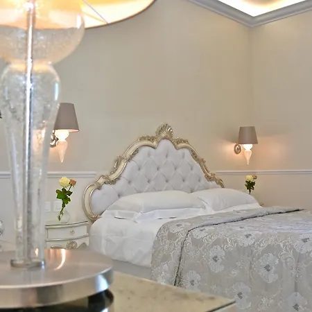 The Moon Boutique & Hotel Firenze