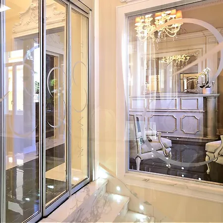 Hotel The Moon Boutique &