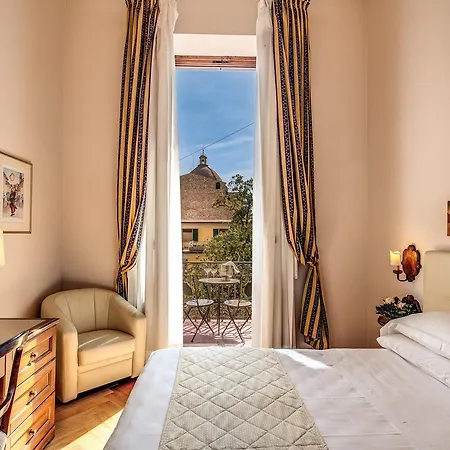Hotel Croce Di Malta 4*