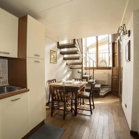 Hemeras Boutique House Servi Apartment