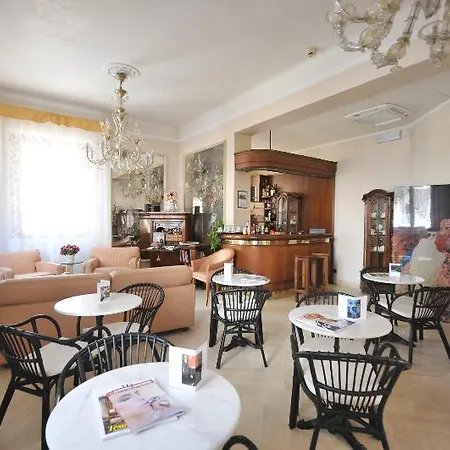 C-hotels De Rose Palace 4* 佛罗伦萨