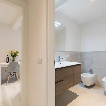 Masai - One Bedroom Flat 1st Floor By Train Station