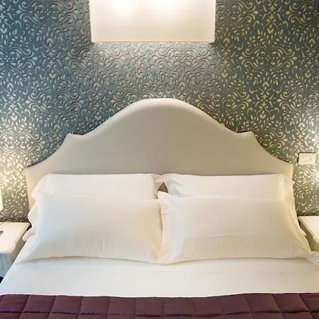 Montreal Hotel Florence
