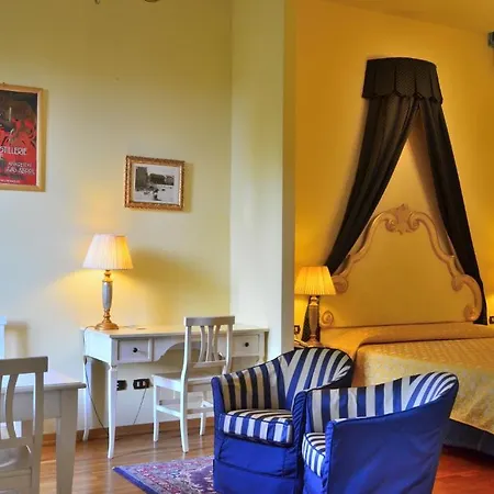 Aparthotel Michelangiolo 3*