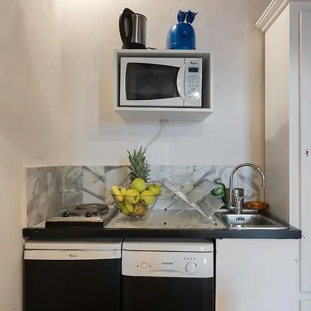 F6 - Santa Croce One Bedroom Flat For 2 Or 3 Guests Apartment