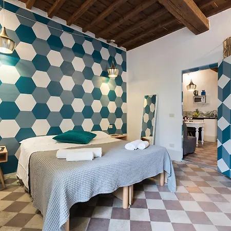 F6 - Santa Croce One Bedroom Flat For 2 Or 3 Guests * Florence