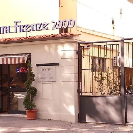 2000 Hotel