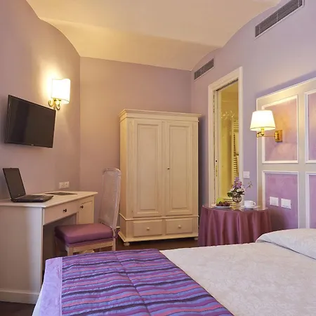 Capitale Hotel