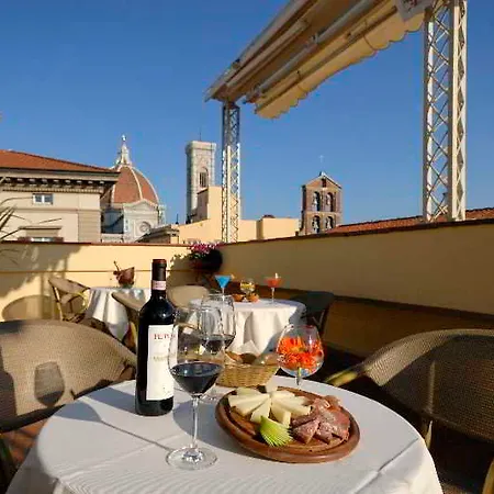 Hotel Laurus Al Duomo 4*