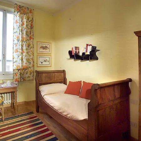 ベッド・アンド・ブレックファスト B＆b モンテ オリヴェート 3*