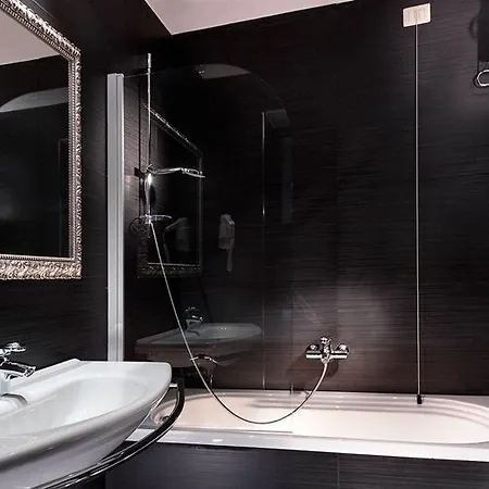 Hotel C-hotels Club 4*