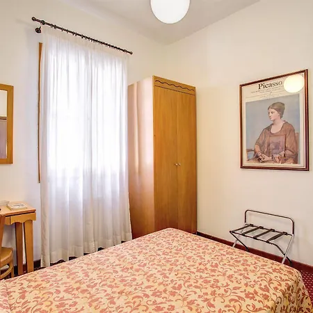 Hotell Nuova Italia Florens