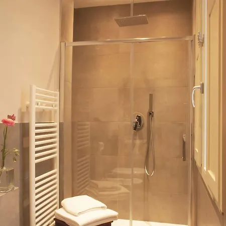 Colomba Hotel 3*