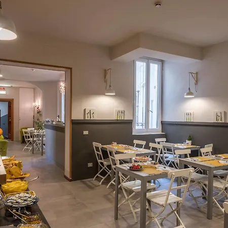 Colomba Hotel
