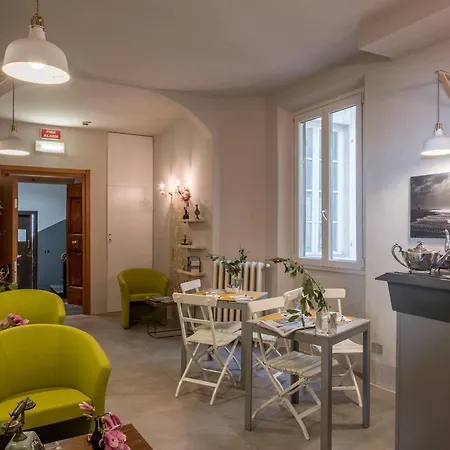 Colomba Hotel