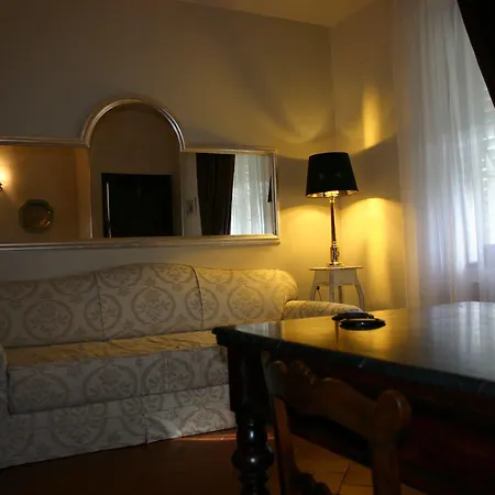 I Parigi Corbinelli Residenze 4* Florenz